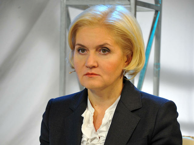 Россия не допустит усыновления детей в однополые семьи во Франции или любой другой стране, заявила вице-премьер Ольга Голодец