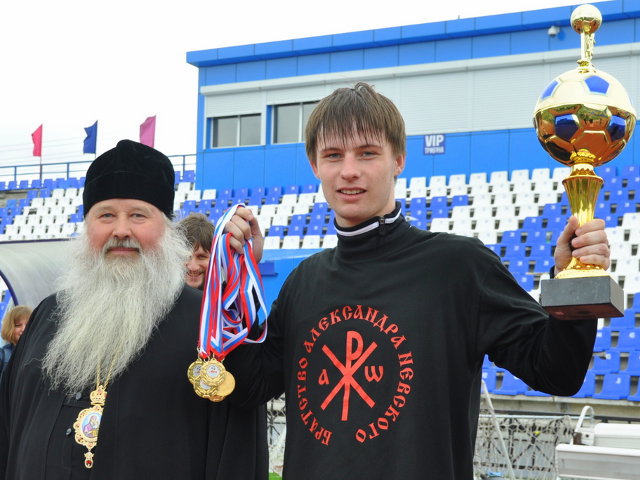На Сахалине прошел православный футбольный турнир