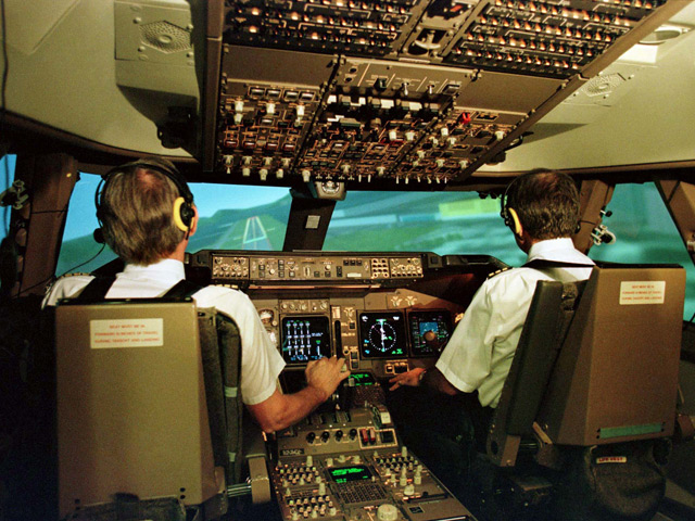 Школу подготовки пилотов намерена создать при фонде "Сколково" американская авиастроительная компания Boeing