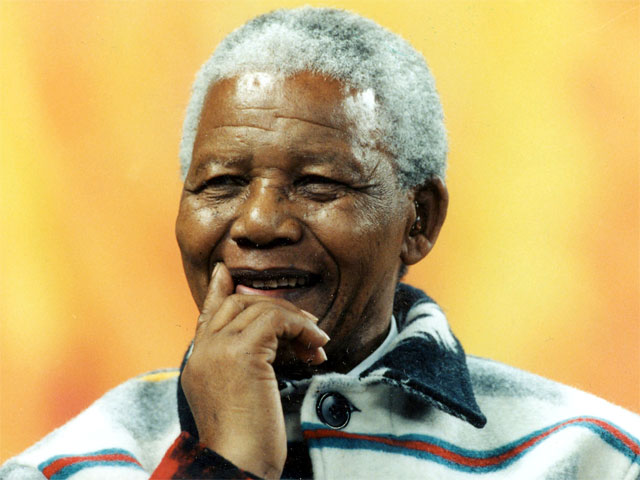 Состояние бывшего президента ЮАР Нельсона Манделы, госпитализированного с рецидивом легочной инфекции, остается "серьезным, но стабильным" - с таким кратким сообщением выступил офис нынешнего лидера страны Джейкоба Зумы