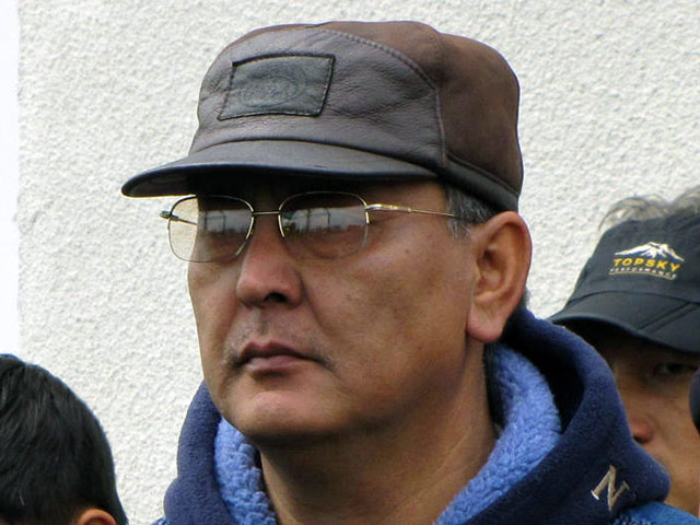 Акмат Бакиев, брат бывшего президента Киргизии Курманбека Бакиева, заочно приговорен к пяти годам лишения свободы в исправительной колонии строгого режима