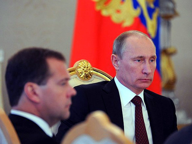 Владимир Путин представил правительству Бюджетное послание на 2014-2016 годы. Главное, по мнению президента, - поддержка экономического роста за счет реализации его инаугурационных указов