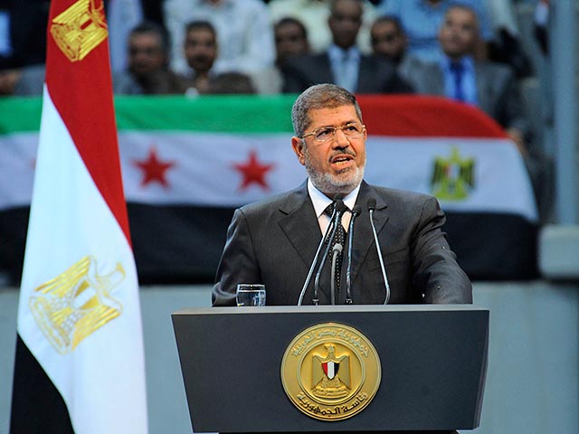 Президент Египта Мохамед Мурси заявил, что прервал отношения с властями в Дамаске и призвал ливанское движение "Хезболла" не вмешиваться в дела Сирии