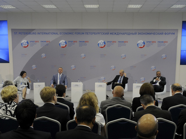 Один из главных вопросов Петербургского международного экономического форума, ожидать ли России рецессии и когда, так и не нашел однозначного ответа