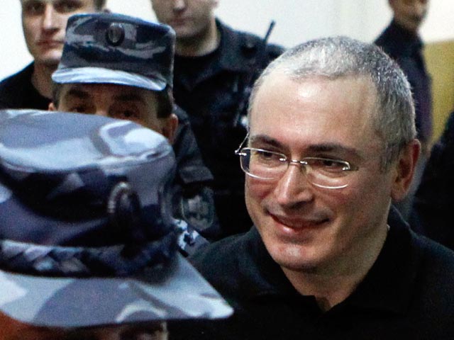 В преддверии юбилея Михаила Ходорковского, которому 26 июня исполняется 50 лет, и на фоне подозрений о подготовке почвы для вынесения ему третьего срока, заметно выросла активность вокруг очередного дела ЮКОСа