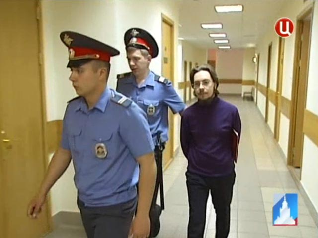 Дорогомиловский суд Москвы признал иеромонаха Илию виновным в гибели двух дорожных рабочих в результате ДТП на Кутузовском проспекте
