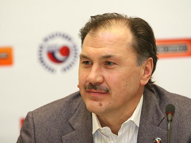 Президент РФБ Александр Викторович Красненков заявил, что покидает пост руководителя Российской федерации баскетбола