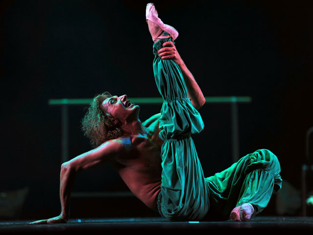 Худрук питерского мужского балета Валерий Михайловский распускает труппу и уходит со сцены