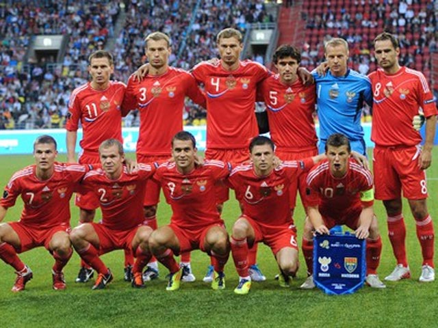 Сборная России по футболу рухнула на шесть строчек в рейтинге ФИФА