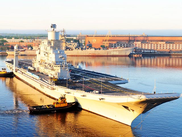 Бывший авианосец "Адмирал Горшков" вышел в Белое море, после испытаний его передадут Индии