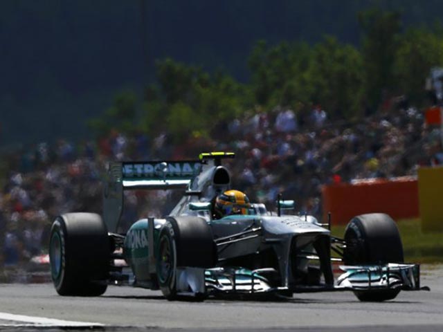 Хэмилтон будет стартовать первым во время гонки на Гран-при Германии 