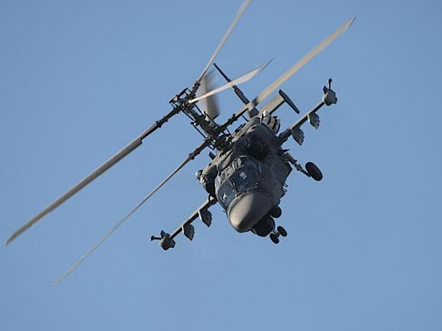 На международном военно-морском салоне в Санкт-Петербурге холдинг "Вертолеты России" представил Ка-52 "Аллигатор", на базе которого создается морская версия боевого вертолета Ка-52К