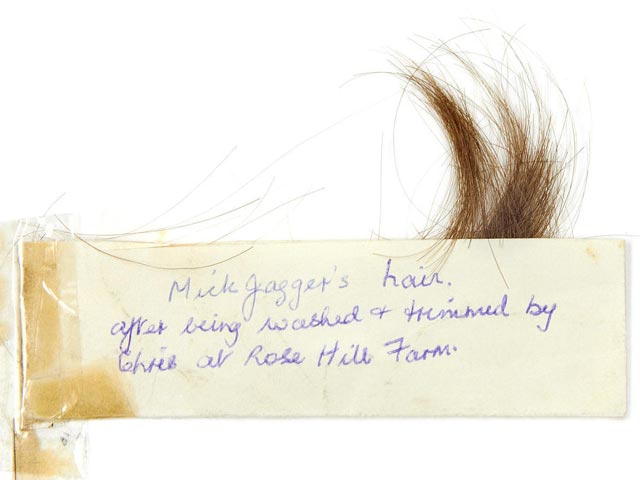 Прядь волос Мика Джаггера продана на благотворительном аукционе за 4 тыс. фунтов