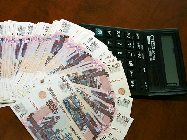 Минфин заложил в проект федерального бюджета на 2014-2016 годы 135 млрд рублей на повышение зарплат федеральных государственных гражданских служащих