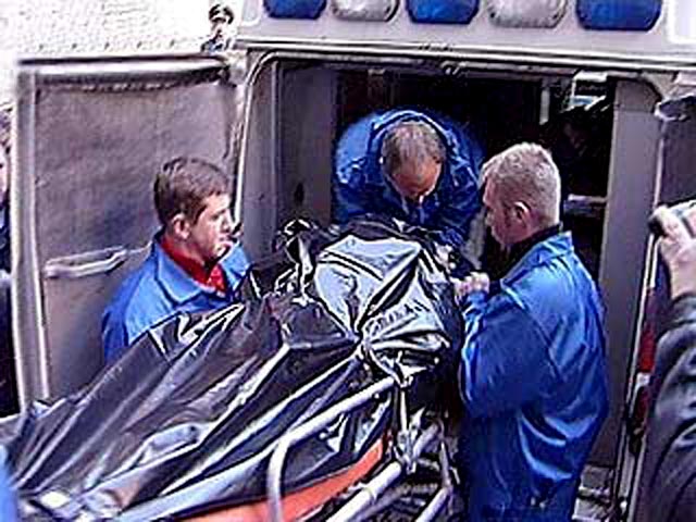 Пятеро рабочих погибли, ремонтируя канализацию в Великом Новгороде