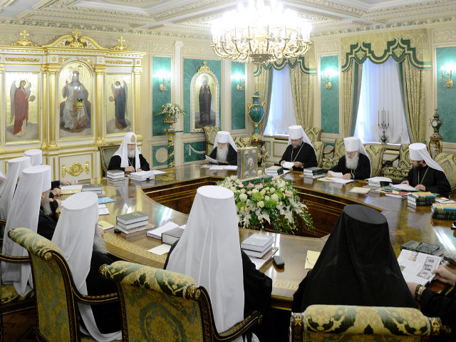 Во вторник в Синодальном зале официальной Патриаршей и Синодальной резиденции в Даниловом монастыре в Москве открылось очередное заседание Священного Синода РПЦ