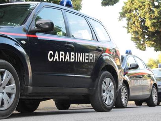В итальянской столице полиция обезвредила крупную группировку грабителей, совершавших кражи с проникновением в жилища. Всего в банду входили свыше 50 уроженцев Закавказья, в том числе женщины