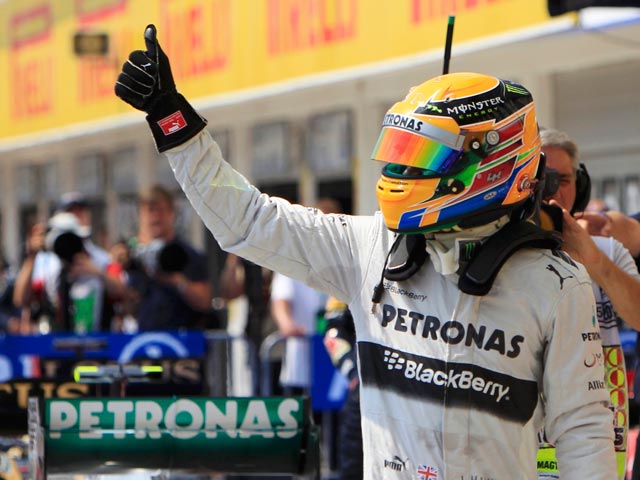 Хэмилтон показал самое быстрое время в квалификации на Гран-при Венгрии
