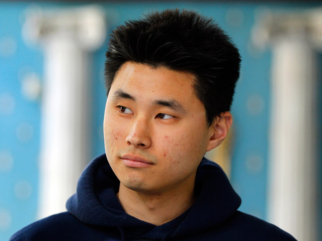 Американский студент Дэниел Чонг получит 4,1 млн долларов компенсации от федеральных властей США за то, что был "забыт" на пять дней в камере