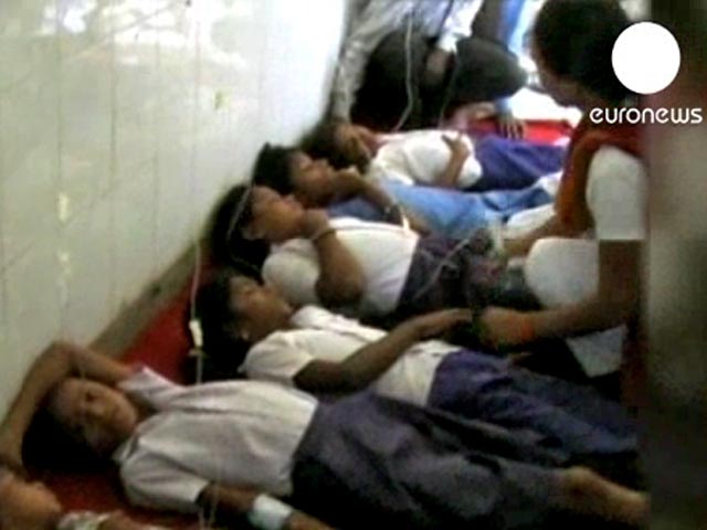 В Индии отравились ученики школы в городе Бхилвара. Около 76 детей были доставлены в местную больницу с симптомами пищевого отравления