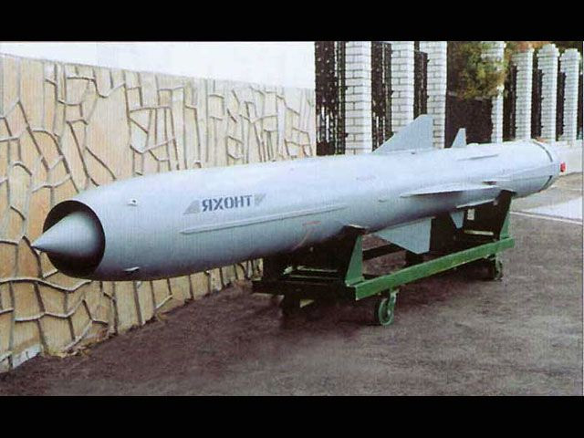 Американские специалисты по анализу разведданных пришли к заключению, что недавний израильский авианалет на склад в Сирии не привел к полному уничтожению всех крылатых противокорабельных ракет "Яхонт" российского производства