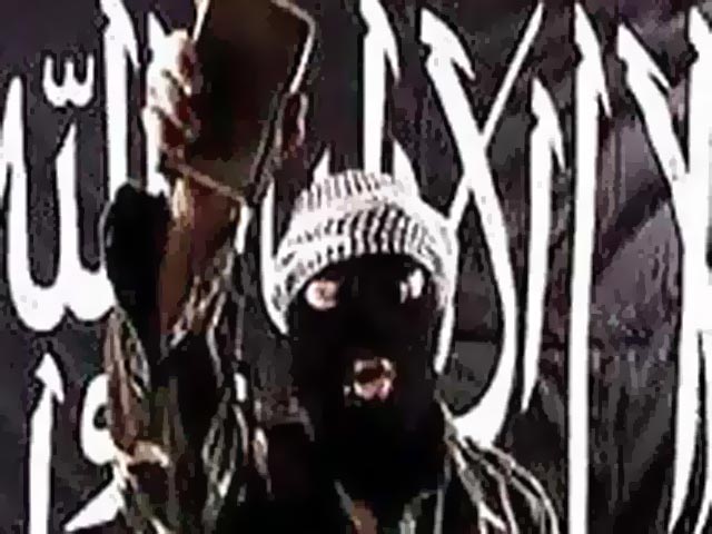 США и Британия ждут терактов "Аль-Каиды", закрывают дипмиссии 