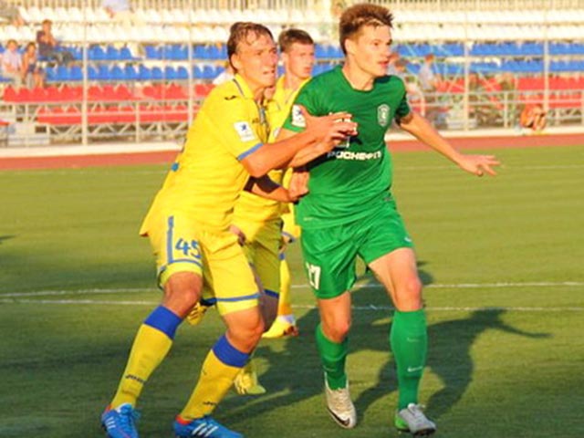 Нападающий "Томи" Кирилл Погребняк продолжит карьеру во втором дивизионе чемпионата России по футболу
