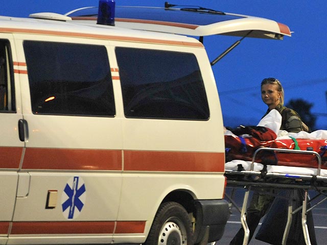 Один человек погиб, еще 15 получили ранения в результате столкновения пассажирского автобуса с поездом в хорватском городе Дрниш