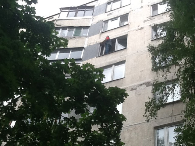 "Газовый террорист" угрожает взорвать дом в Москве 