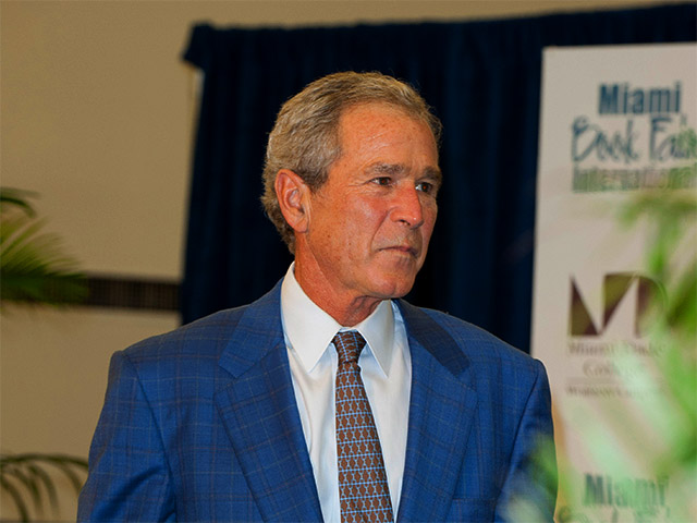 67-летний экс-президент США Джордж Буш-младший сегодня утром перенес операцию по разблокированию сердечной артерии, в настоящее время он находится в одной из больниц города Даллас штата Техас