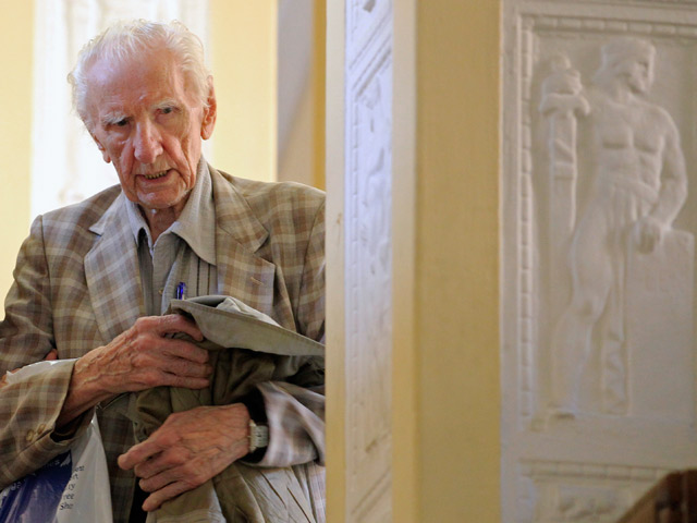 В Венгрии не дожив до судебного процесса скончался 98-летний Ласло Чатари, который до ареста возглавлял список самых разыскиваемых военных преступников времен Второй мировой войны по версии Центра Симона Визенталя
