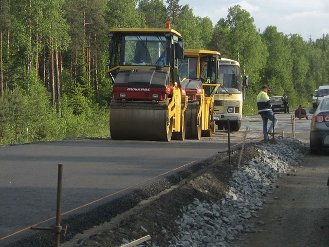 Российским дорогам требуются огромные деньги, правительство готово вложить в них до половины ФНБ