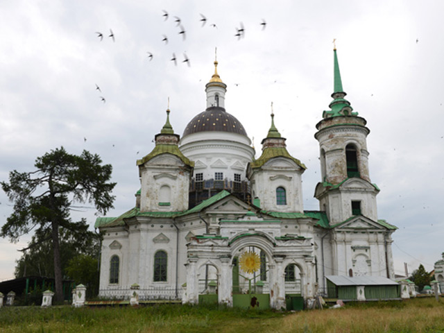 Полиция возбудила уголовное дело по факту незаконной реставрации старинной церкви в поселке Быньги Свердловской области