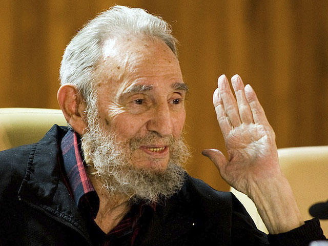 Фидель Кастро удивлен, что дожил до 87 лет и не верит в официальную версию гибели Кеннеди