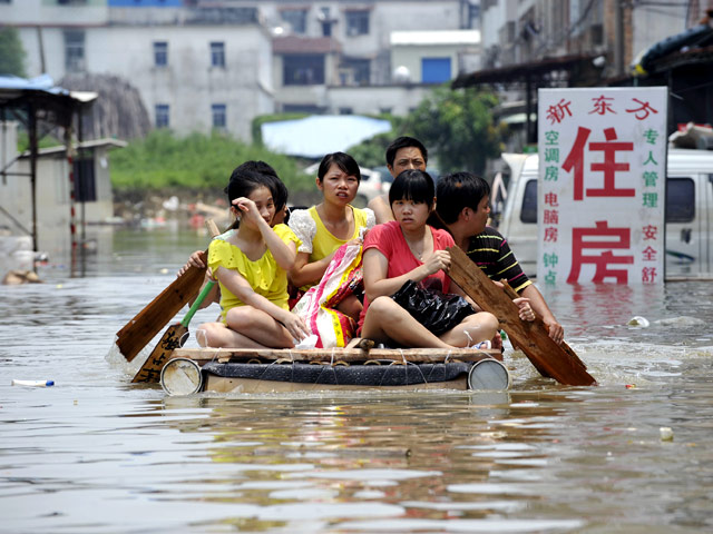 В Китае минимум 85 человек стали жертвами наводнений на северо-востоке страны (провинции Хэйлундзян, Ляонин, Цзилинь), еще около 100 считаются пропавшими без вести