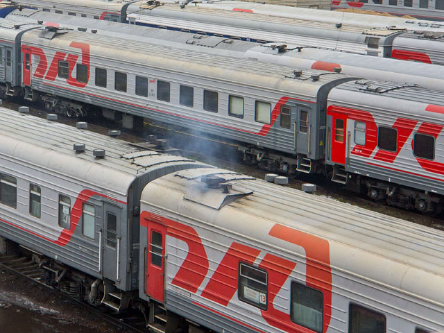 Жители Коми просят Путина обменять новичков "Локомотива" на новый поезд