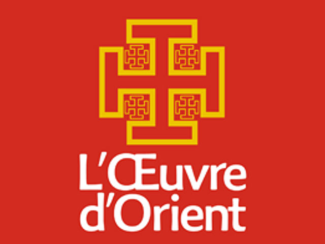   Французская христианская ассоциация "L'Oeuvre d'Orient", помогающая верующим в восточных странах, организовала три выставки в различных городах Франции. Их цель - ближе познакомить  французов с восточными христианами