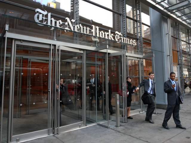 Хакеры из группировки "Сирийская электронная армия", поддерживающей власти Сирии, взяли на себя ответственность за взлом сайта американской газеты The New York Times