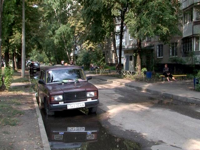 В Харькове двое подростков от скуки решили проверить, можно ли угнать машину без ключей - угнали 7 за день