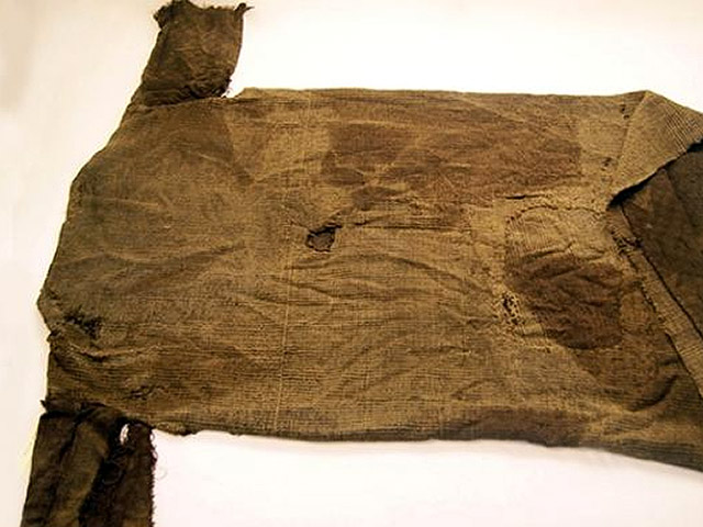 Древний свитер, возраст которого насчитывает порядка 1700 лет, найден в Норвегии - археологи обнаружили его под тающим ввиду глобального потепления снегом