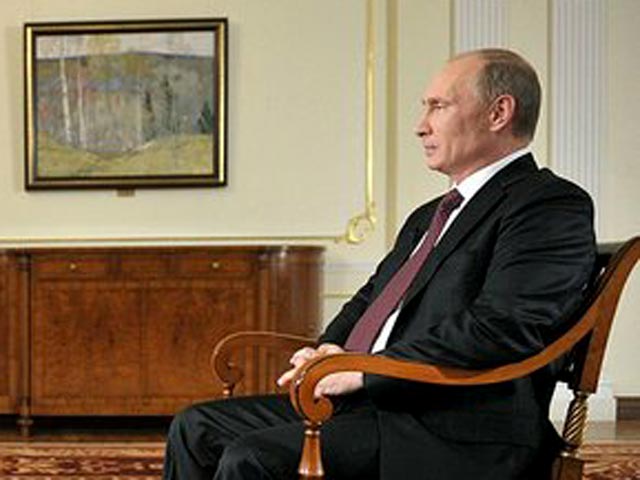 Президент Владимир Путин объявил, что готов встретиться с представителями отечественного ЛГБТ-сообщества. При этом Путин утверждает, что в России никого не преследуют по гендерному признаку