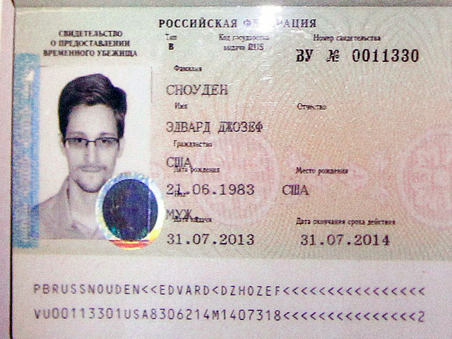 Треть россиян готова видеть Эдварда Сноудена своим соотечественником
