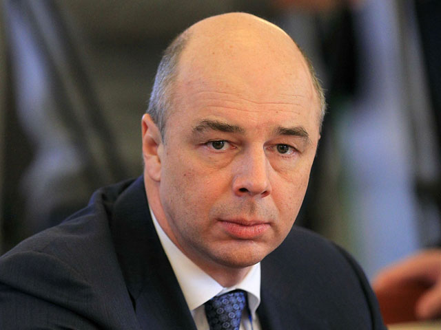 Министерство финансов предложило сократить все расходы бюджета РФ, за исключением обязательных социальных, - заявил глава ведомства Антон Силуанов