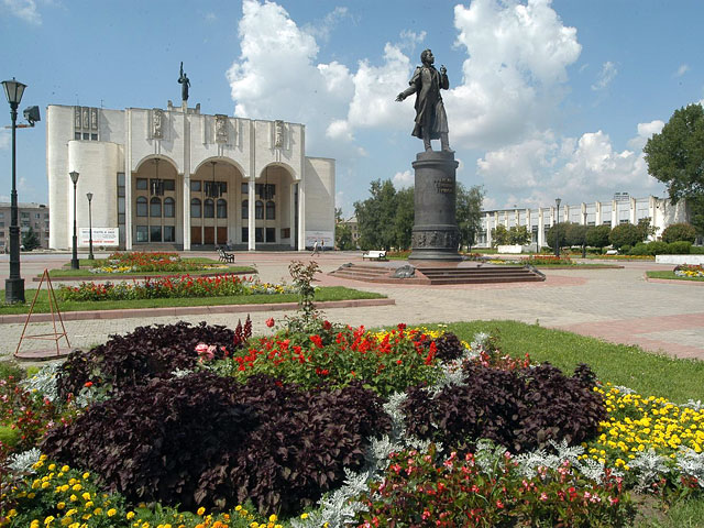 Самым экологически чистым и комфортным для проживания среди крупных городов России признан Курск, он занял первое место в экологическом рейтинге городов страны за 2012 год
