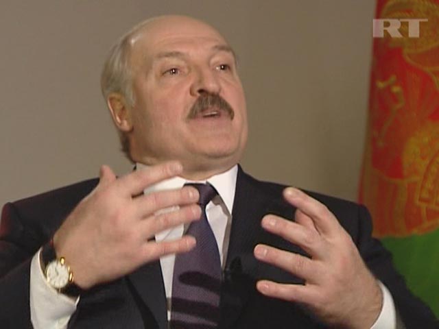 Президент Белоруссии Александр Лукашенко во вторник в очередной раз прокомментировал ситуацию, сложившуюся вокруг "дела "Уралкалия", и дал понять, что Минск пока не намерен менять своей позиции по данному вопросу