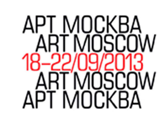 Крупнейшая и старейшая российская ярмарка современного искусства "Арт Москва" открылась в столичном ЦДХ в среду в семнадцатый раз