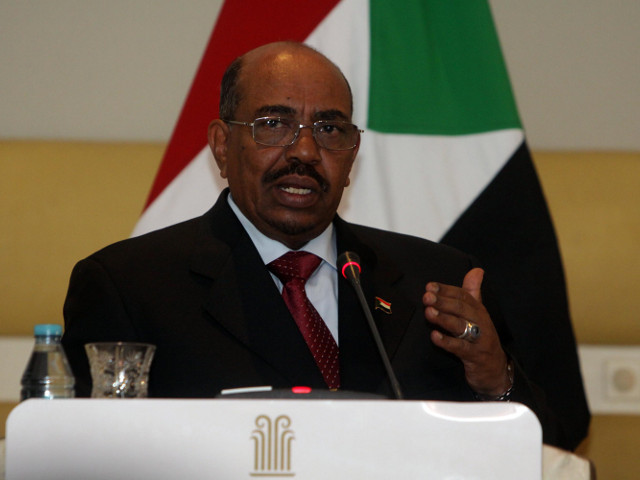 Международный уголовный суд обратился к властям США с призывом арестовать и передать международному правосудию президента Судана Омара аль-Башира в случае посещения им Соединенных Штатов
