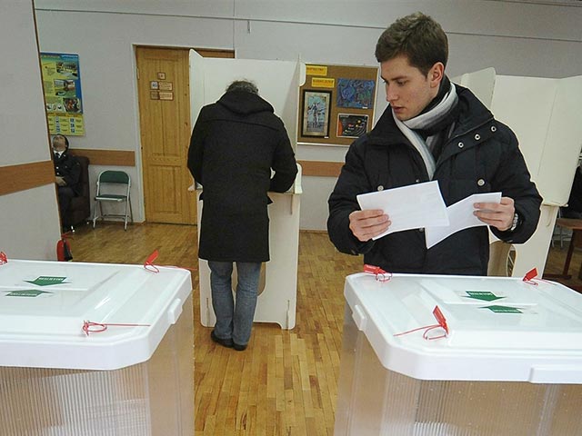 Половина граждан русской национальности в РФ могла бы проголосовать за православную партию