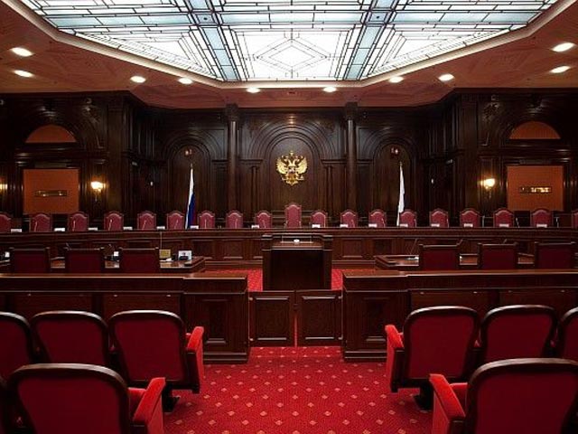 Конституционный суд рассматривает жалобы на запрет баллотироваться осужденным