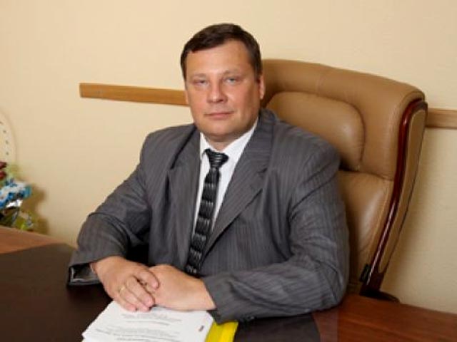 О конкретных причинах, побудивших мэра Олега Никулики к досрочному сложению полномочий, не сообщается